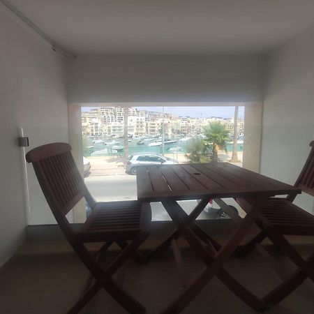 Aquamarine Sea Front Apartments - Elevated Ground Floor With Balcony And Yard Марсаскала Экстерьер фото